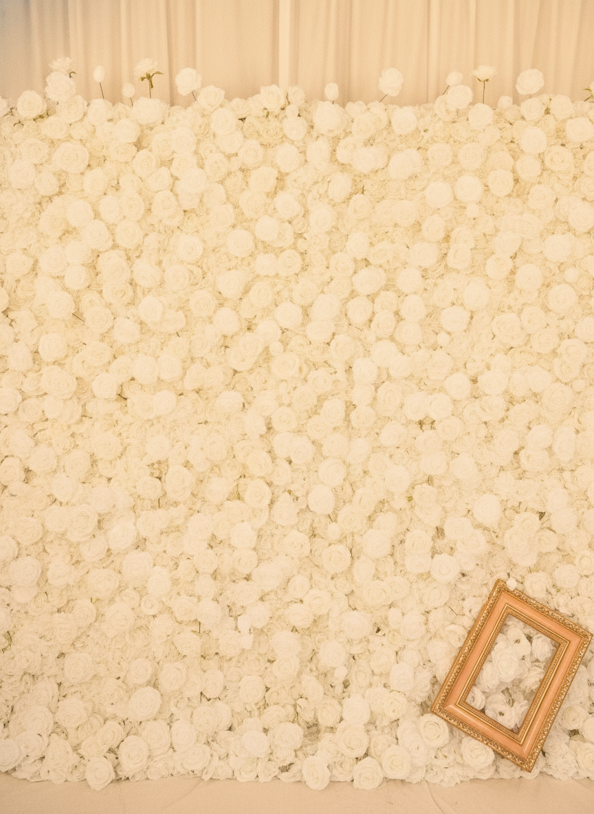 5D White Rose Flower Wall - luxury-product-features